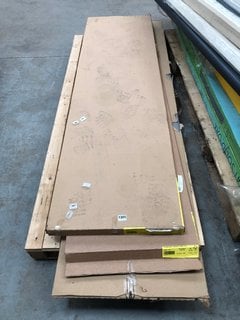 QTY OF ASSORTED KITCHEN UNIT FASCIA ITEMS: LOCATION - C10 (KERBSIDE PALLET DELIVERY)