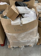 PALLET OF ASSORTED ITEMS INCLUDING PIKOLIN MATTRESS PROTECTOR.