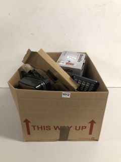 BOX OF ASSORTED ITEMS TO INCLUDE SALTER SANDWICH MAKER