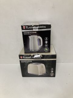 RUSSELL HOBBS HONEYCOMB TOASTER AND KETTLE SET