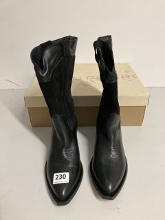 PAIR OF PILCRO COWBOY BOOTS IN BLACK - SIZE 39 - RRP £145