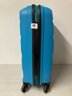 AMERICAN TOURISTER HAND LUGGAGE SUITCASE IN LIGHT BLUE