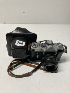 ZENIT HELIOS-44M VINTAGE CAMERA WITH CARRY STRAP & CASE