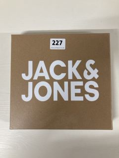 JACK AND JONES BEANIE HAT, BOXED