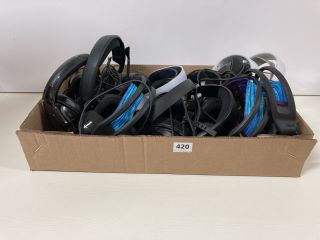 A BOX OF ASSORTED GAMING HEADSETS TO INCLUDE CORSAIR