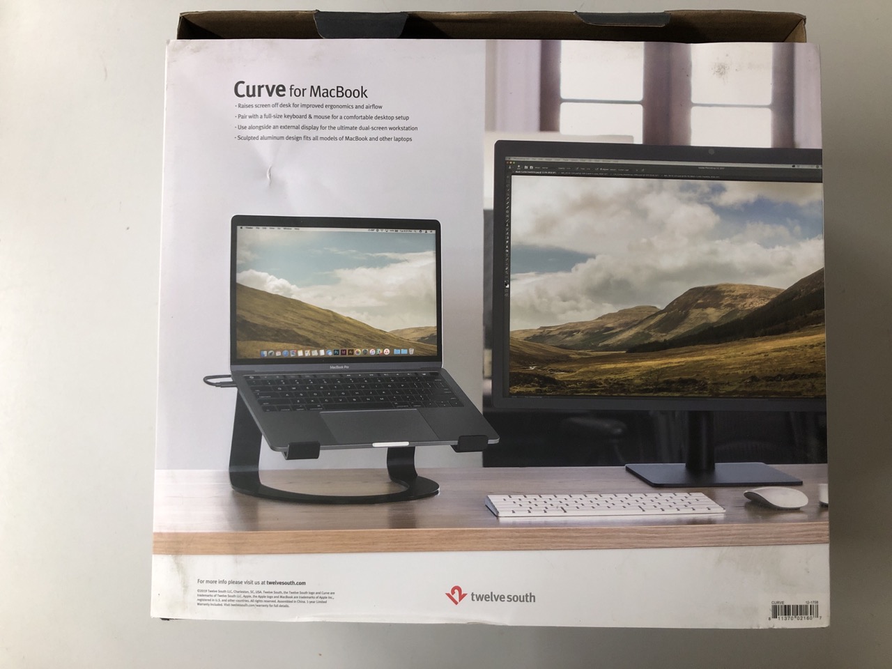 John Pye Auctions CURVE DESKTOP STAND FOR MACBOOK