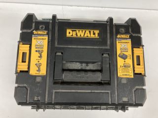 DEWALT CORDLESS DRILL AND WRENCH SET, CASED (WITH BATTERY, WITH CHARGER) (MPSS02745084)