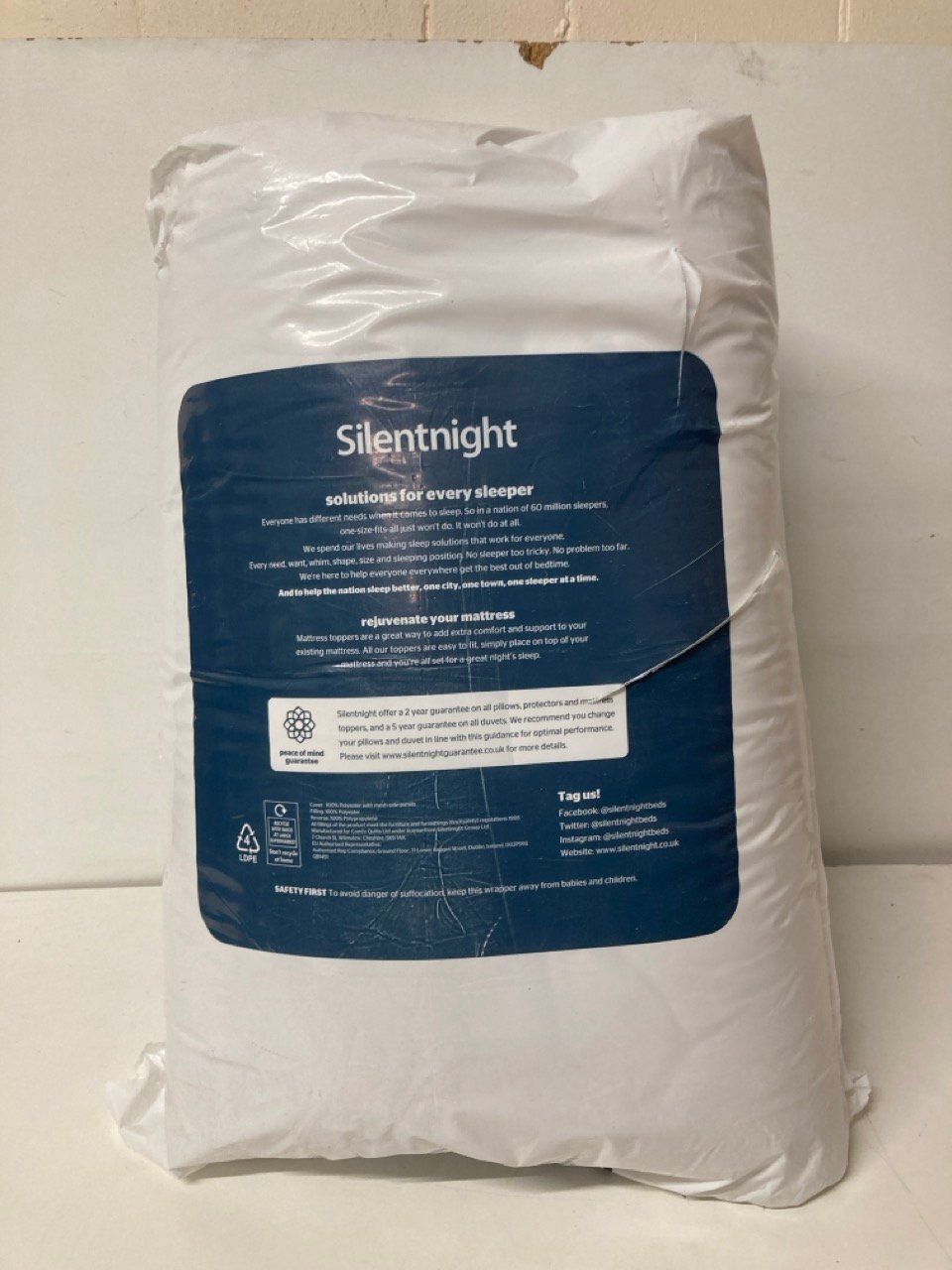 John Pye Auctions SILENT NIGHT MATTRESS TOPPER