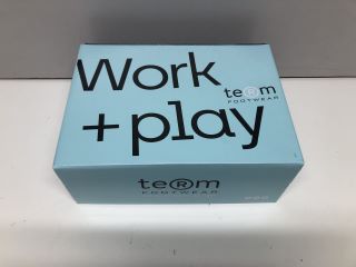 WORK + PLAY TEAM SHOES UK SIZE 5