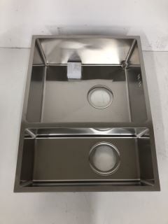 ONE AND A HALF BOWL KITCHEN SINK IN STAINLESS STEEL