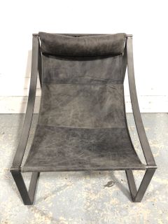 METAL FRAME CANVAS FEATURE CHAIR (L/W: 66 D: 79 H: 71) - RRP £240