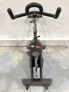 SILVER AND GREY EXER... SPIN BIKE
