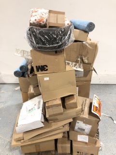 PALLET OF ASSORTED ITEMS TO INCLUDE 3M WATER CONTACT INDICATOR TAPE AND SCOTCH FLEX AND SEAL SHIPPING ROLL APPROX RRP £480