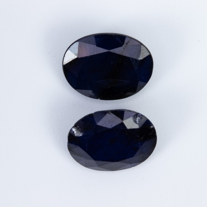 9.75ct Natural Blue Sapphire Faceted Oval-cut Pair of Gemstones, 10x12mm.  Auction Guide: £200-£300