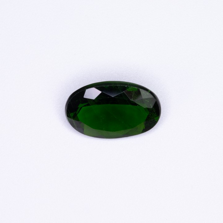 3.18ct Natural Green Tourmaline Faceted Oval-cut Single Gemstone, 12x8mm.  Auction Guide: £200-£300