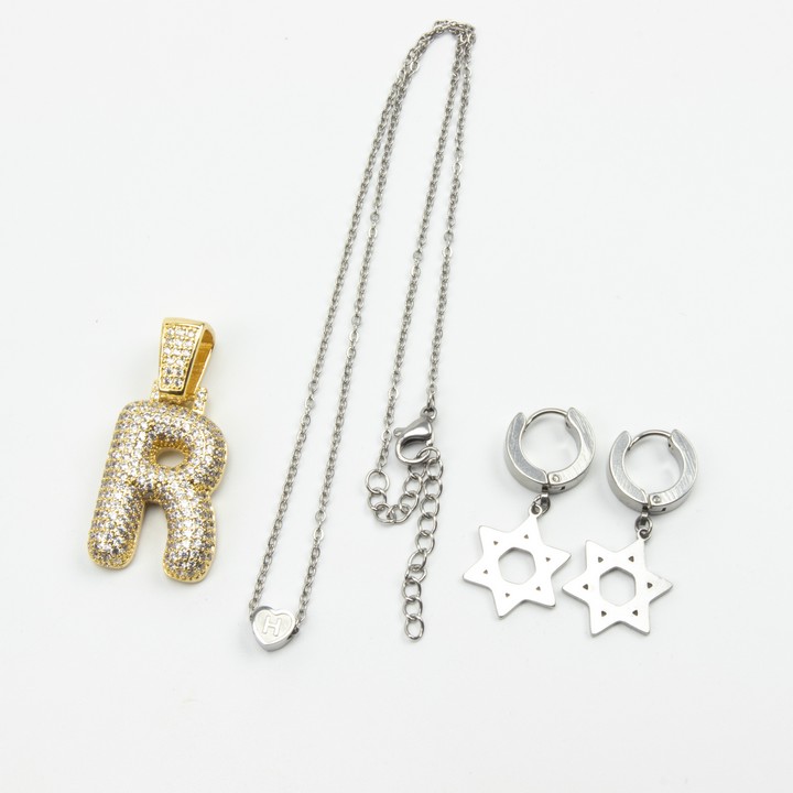 Gold Plated Metal Initial R CZ Pavé Pendant, Pair of Metal Star Hoop and Drop Earrings nd Metal Heart Pendant and Chain, 44cm, total weight 18.2g (VAT Only Payable on Buyers Premium)