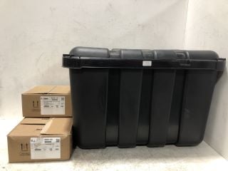 12X ZEBRA LABEL BOXES (12) SIZE 31.75 X 25.4 AND BLACK PLASTIC CONTAINER RRP £1200