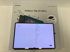 SAMSUNG GALAXY TAB S9 ULTRA 512 GB TABLET WITH WIFI (ORIGINAL RRP - €1308.00): MODEL NO SM-X910 (WITH BOX AND CHARGER, WITHOUT STYLUS) [JPTZ5227]