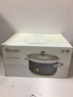 SWAN 3.5L SLOW COOKER