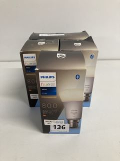 4 X ASSORTED PHILIPS BULBS TO INCLUDE HUE WHITE 800