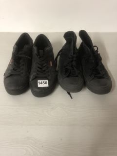 2 X ASSORTED FOOTWEAR TO INCLUDE PAIR OF CONVERSE ALL STAR TRAINERS IN BLACK - SIZE UK 7