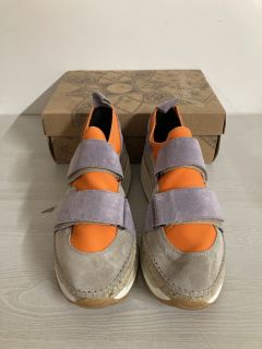 PAIR OF CHAPMIN DOUBLE TAKE SNEAKERS IN TIGER LILY COMBO - SIZE 41 - RRP $168
