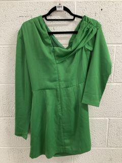 WOMEN'S DESIGNER DRESS IN GREEN - SIZE UK 12 - RRP £378