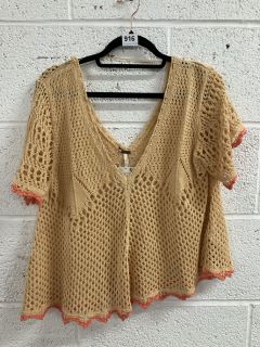 WOMEN'S DESIGNER CROPPED CROCHET TOP IN APRICOT - SIZE XL - RRP £118