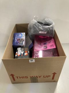 BOX OF ASSORTED ITEMS TO INCLUDE HEAT POWER STOVE FAN & LED GALAXY PROJECTOR LIGHT