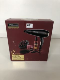 TRESEMME PRO COLLECTION HAIR DRYER