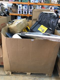 PALLET OF ASSORTED ITEMS INC LIFETIME FOLDING TABLE