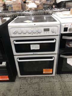 HOTPOINT ELECTRIC COOKER MODEL: HAE60PS