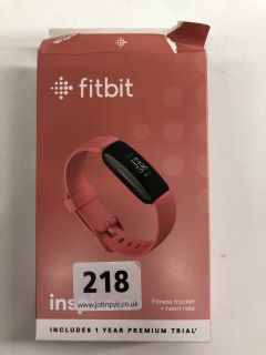 FITBIT INSPIRE 2 FITNESS TRACKER IN BLACK/WHITE. (WITH BOX & CHARGE CABLE)