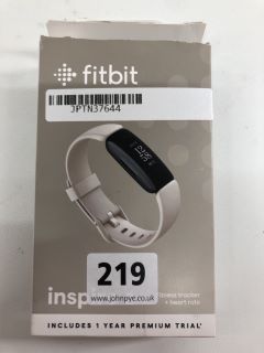 FITBIT INSPIRE 2 FITNESS TRACKER IN BLACK/WHITE. (WITH BOX & CHARGE CABLE)  [JPTN37644]