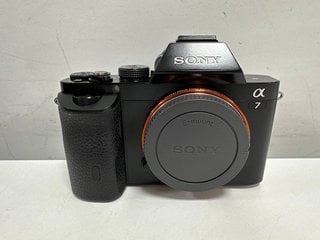 SONY A7 24.3 MEGAPIXELS MIRRORLESS CAMERA IN BLACK: MODEL NO ILCE-7 (WITH BOX, BATTERY & CHARGER) [JPTM113705]