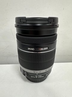 CANON EF-S 18-200MM F/3.5-5.6 IS LENS IN BLACK (WITH LENS CAPS) [JPTM114042]