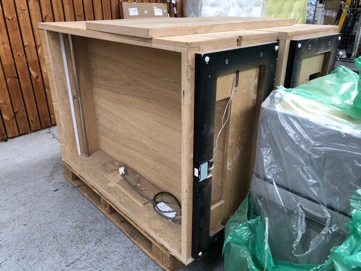 John Pye Auctions JOHN LEWIS & PARTNERS 2 X DISPLAY UNITS WITH