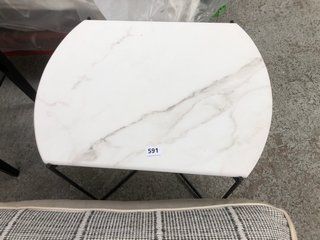 MARBLE EFFECT SIDE TABLE: LOCATION - B6