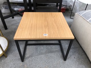 OAK EFFECT SIDE TABLE WITH METAL FRAME: LOCATION - B6