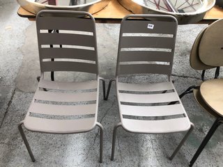2 X METAL OUTDOOR CHAIRS: LOCATION - B6