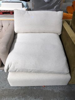 LOAF.COM CUDDLEMUFFIN SINGLE SEAT IN WHIPPED CREAM RRP - £1445: LOCATION - B5