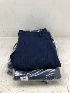 4 X LANDS END STRETCH JEGGING TROUSERS IN DARK INDIGO SIZE: L: LOCATION - D1 FRONT