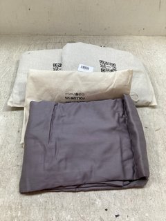 3 X SAZY SOFT FABRIC FITTED SHEETS: LOCATION - AR11