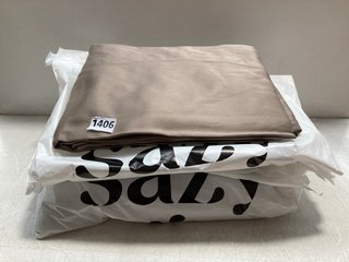 QTY OF SAZY 100% TURKISH COTTON FITTED SHEET IN BROWN/BEIGE DOUBLE: LOCATION - BR4