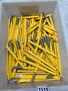 QTY OF 3M YELLOW HANDLE FILES: LOCATION - BR8