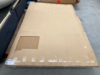 2 X ITEMS TO INCLUDE 1800X1200 WHITE BOARD ALSO TO INCLUDE VEVOR GUILLOTINE: LOCATION - A2