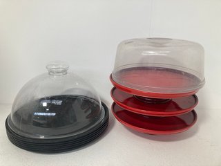 (COLLECTION ONLY) QTY OF PLASTIC ROUND BAR TRAYS IN BLACK ALSO TO INCLUDE CAKE STANDS: LOCATION - B1