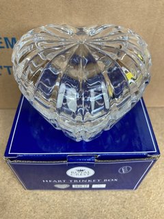QTY OF ROYAL CREST GLASS HEART TRINKET BOXES: LOCATION - BR15