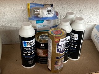 (COLLECTION ONLY) QTY OF ASSORTED ITEMS TO INCLUDE PEST EXPERT INSECT KILLER & BAR KEEPERS FRIEND CLEANSER: LOCATION - BR17