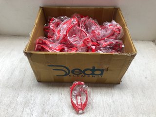 50 X LEVEL NYLON FIBRE BOTTLE CAGES IN RED - COMBINED RRP £250: LOCATION - AR11